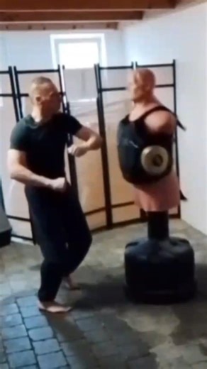 Fast and short Ballistic Strikes #martialarts #systema