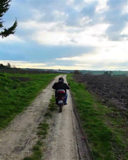 neo 2 balade dans le pays du cognac R11 #DJINeo2 #DJI #Drone #DroneLife #CréateurDeContenu