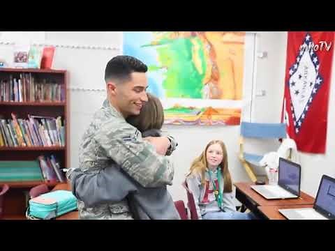 Brother & Sister's LOVE 3 - Soldier coming home