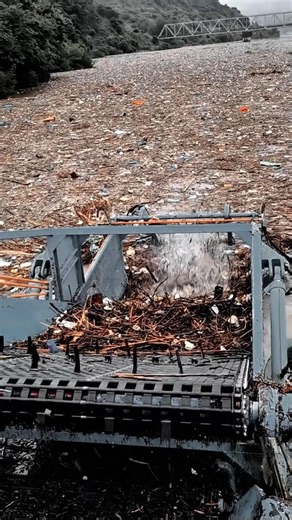 River Cleaning Work Tool Using Trash Skimmer Boat #worktool