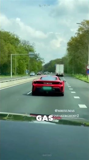 He turned off traction control and immediately regretted it #ferrari #crash #safety