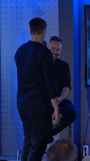 𝐖𝐨𝐦𝐞𝐧’𝐬 𝐆𝐚𝐦𝐞. 𝐁𝐮𝐬𝐢𝐧𝐞𝐬𝐬 𝐆𝐚𝐦𝐞𝐜𝐡𝐚𝐧𝐠𝐞𝐫? 👀👩 Beim Heimspiel der HSV-Frauen diskutierten Philipp Westermeyer, Katja Kraus und Dr. Anne-Katrin Hübel darüber, warum jetzt der Moment ist, Frauenfußball groß zu denken. 💪 Den Live-Podcast findet ihr hier 👉https://hsv.link/PodcastHSVTSG | HSV