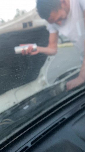 How to Safely Maintain Your Car's Engine Components