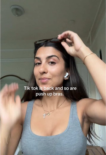 @Greta you have started a movement!!! My ~small chest~ is very happy to rediscover push up bras #pushupbra #victoriassecret #newyorkcity #sanfrancisco