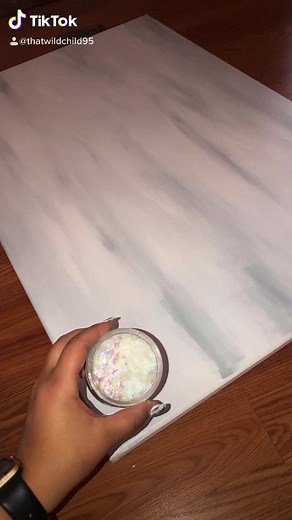 That took a lot longer than expected..but I love it! ❤️ #artistcheck #fyp #dojacat #bodyartchallenge #bodyart #glitter #freaklikeme