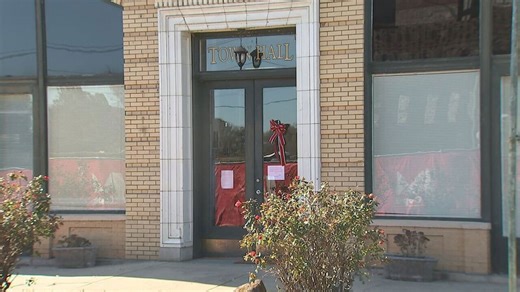 SLED arrests local town administrator, former police chief in vehicle-tracking case