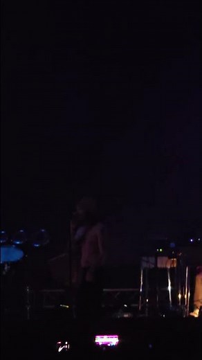 New full-time bassist, Nicole Row of Incubus Live in Manila #IncubusAsiaTour2024 [4K] | trina.ph