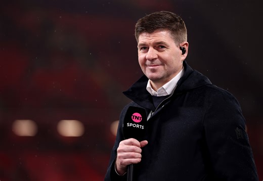 "I think they are going to" - Steven Gerrard warns Chelsea to be wary of surprise team in top five race
