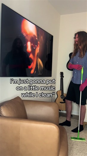 Nine Inch Nails - Closer cover music video while I clean