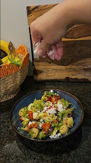 Pesto pasta salade