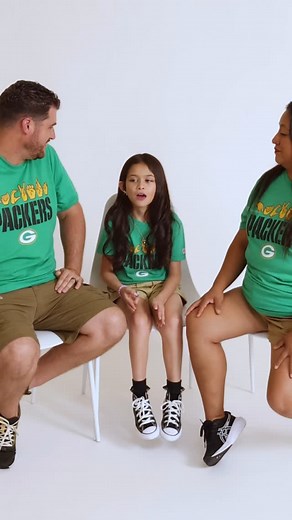 Our family game day rule? Match or you’re on dish duty! Same team. Same drip for the first time ever! Let’s go Packers! Shop your team at NFLShop.com/ASL #KyByeee #NFL #GreenBayPackers #FatherDaughter #ASL #Packers #GoPackGo #LoveSign #SignLanguage #Wholesome #RealPeopleRealFootball #GameDay #LoveSignxNFL | TJ and Kylee