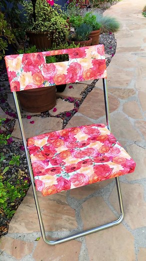 26K views · 857 reactions | Napkin Decoupaged Folding Chair. #ikea #ikeahack #modpodge #furnitureflip #diydecor #diy #furnituremakeover #napkindecoupage #decoupage | Handmade Happy Hour with Cathie Filian | Facebook