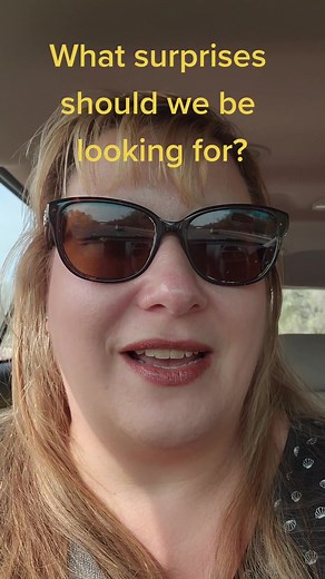 I don't like surprises lol! What am I watching for? #whenartandtravelcollide #canadianinuae #canadianabroad #expats #expatlife #expat #surprise #roadtrip #abudhabi #Dubai #abudhabi🇦🇪