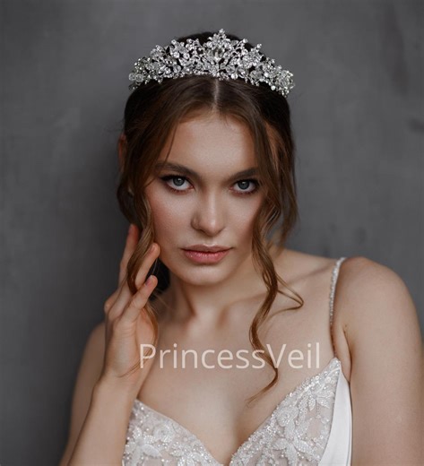 Swarovski Zircon Bridal Crown: Translucent Crystal Wedding Tiara, Wedding Crown,royal Beauty Enchanting Bridal Crown,creating Elegance Charm - Etsy