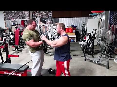 IFBB Pro Andrew Hudson training bis with John Meadows