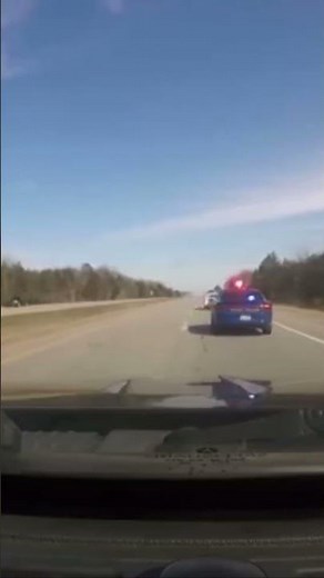 State Police pull over old cop car. #cops #police #vintage ‪@ThisOldHarley‬