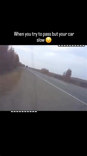 Before overtaking, always ensure your vehicle has enough power to accelerate safely and complete the maneuver.✅ | Compfiks Keya