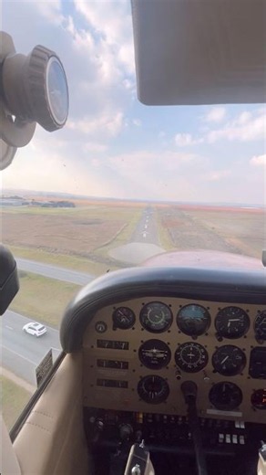 cesna 172 landing pov