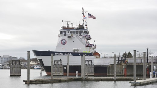 What 'bugs' did Steamship Authority's new ferry fix on first Hyannis, Nantucket runs?