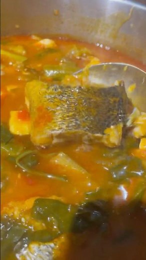 Come make fish calulu with me!🫕🔥 #angola #homemadefood #africa #howto #angolan_in_portugal