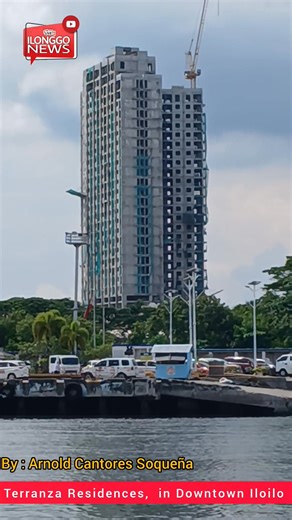 #WATCH | BAG-O NGA LANDMARK SA SYUDAD: TERRANZA RESIDENCES MANGIN SENTRO SANG PAG-UMWAD SA DOWNTOWN ILOILO ILOILO CITY – Padayon ang pag-asenso kag pagbag-o sang downtown area sang Iloilo City samtang ginapatindog subong ang Terranza Residences, isa ka 33-katambob (storey) nga residential tower nga makita sa kanto sang Arroyo Street kag Iznart Street sa City Proper. Ang proyekto ginadevelop sang Cebu Landmasters, Inc. (CLI) upod sa International Builders Corporation (IBC) pinaagi sa ila joint ve