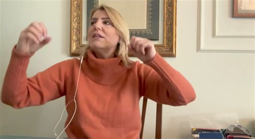 #SevdaTürküsev #TikTok Aç göğsünü, kocan da yanın da "Para topla"! Lanet olsun! #SevdaTürküsev hakkında daha fazla içeriğe ulaşmak için https://www.youtube.com/sevdaturkusev buradan kanalımıza abone olabilirsiniz. Sosyal Medya hesaplarımızdan bizi takip edebilirsiniz. Web sitemizi takip etmek için http://www.sevdaturkusev.com Facebook'tan takip etmek için https://www.facebook.com/sevdaturkusevofficial Instagram'dan takip etmek için https://www.instagram.com/sevdaturkusevofficial Twitter'dan taki