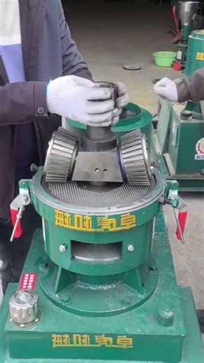 Modern Corn Processing System #FarmTech #PelletMachine #AgricultureIndustry