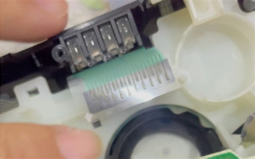 PS3原装手柄失控维修经验分享