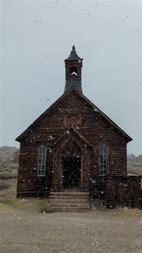 It's only one week into fall but we had our first meaningful snow yesterday. But not to worry, it didn't stick and we're open for our full schedule of events today. No snow on the roads! We look forward to seeing you. | Bodie State Historic Park