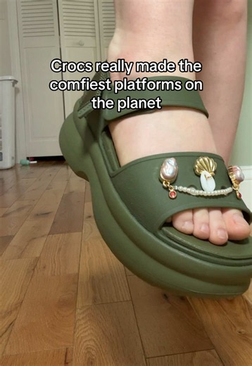 Crocs Ultramoon Platform Review: Comfiest Platforms Ever