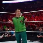Hornswoggle Recalls Dealing With a Chicken Under the Ring