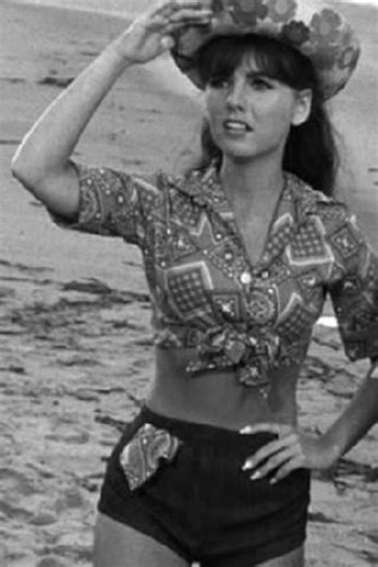 Dawn Wells: Television’s Eternal Girl Next Door #DawnWells #GilligansIsland #MaryAnnSummers #ClassicTVIcons #fblifestyle | Lens of the Long Ago