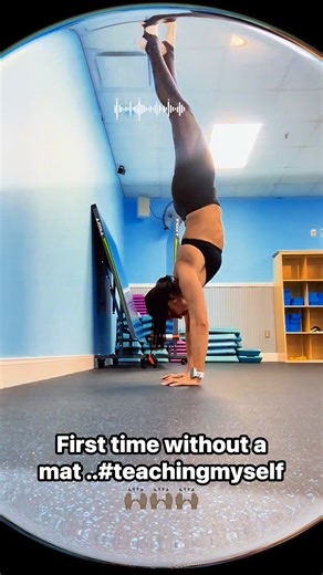 86 reactions · 11 comments | #handstand #progressnotperfection #fypシ゚viralシ | Lesly Donahoe | Facebook