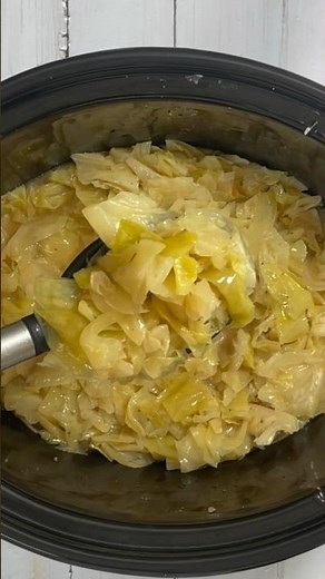 Easy and Delicious Crockpot Cabbage | Slow Cooker Cabbage Recipe | #shorts #cabbage #crockpotrecipes