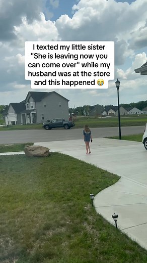 Little sister turned into Rapunzel real quick#fypシ #trending #viral #couple #couplegoals #love #boyfriend #wedding #themacfamily