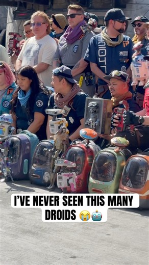 The Biggest Droid Meet-Up I’ve Ever Seen 😳