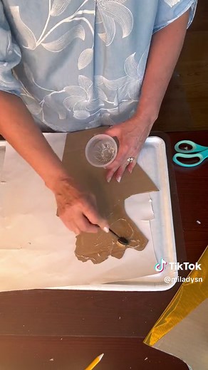 #manualidades #manualidadesfaciles #reciclando #portacollares #parque