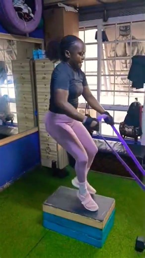 step shuffles to band pulls #gymlife #armsworkout #fitnesseverywhere