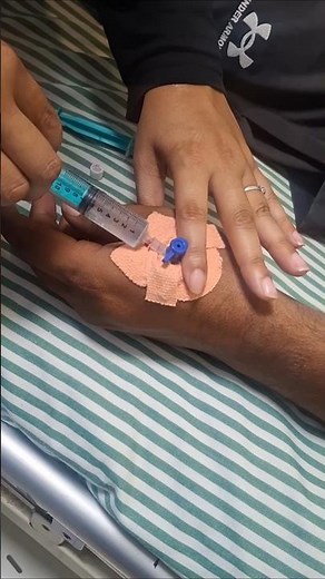 IV injection through cannula:step by step guide💉 #InjectionTechnique #IVMedication #HospitalTraining