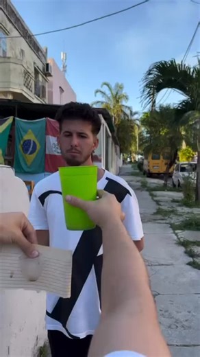 18K views · 289 reactions | Aprende este truco en 15 segundos 里#magic #magictrick #tutorial #trandingvideo #magicreveal | El Show de Ferret | Facebook