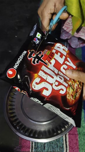 Trying Nongshim Super Spicy 🔥 Ramen 🍜🥵#ramen #review #noodles #nongshim #spicyfood #ramennoodles