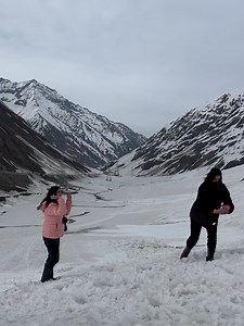 Zareen Khan on Reels