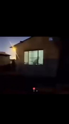 👉 https://pillayfb.com/qx1i. 🔗🔗‎‎‎Here's some basic information about LEDs:‎‎_What is an LED?_‎‎An LED (Light Emitting Diode) is a type of semiconductor device that converts electrical energy into light.‎‎_How does it work?_‎‎When a voltage is applied to the LED, electrons recombine with holes, releasing energy in the form of photons, which we see as light.‎‎_Key Characteristics:_‎‎1. Color: LEDs are available in a range of colors, including red, orange, yellow, green, blue, and white.‎2. Bri