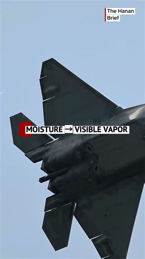 Why Does the F-22 Create a Cloud Around It?
