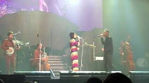 Kacey Musgraves with Tom Chaplin (Keane) "Somewhere Only We Know" 10/27/18 Wembley London Chords - ChordU