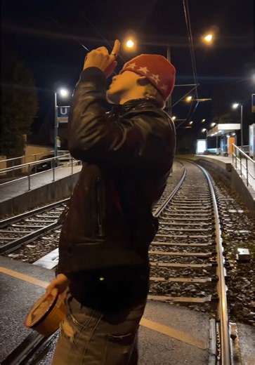 ich bin marcel davis @1&1 #wayne