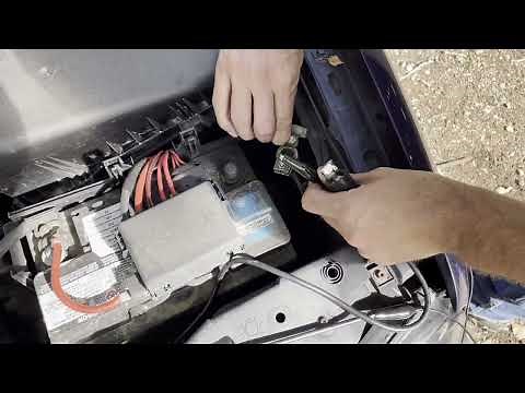 Find a Car Battery Drain FAST — Parasitic Draw Test with a 12V Test Light