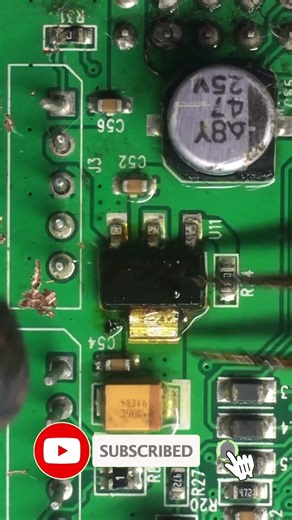 Perfect Desoldering Technique for AMS1117 #soldering #repair #diy
