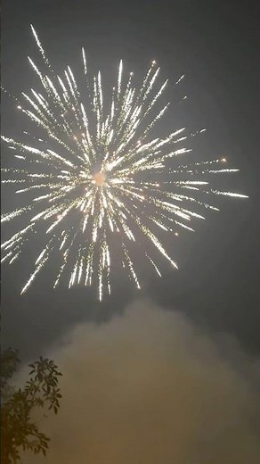 Colorful Cracker Bursting Moments | Festival Vibes 🎇