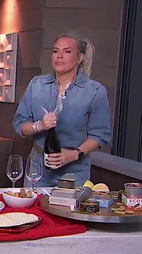 Welcome to live TV! 🙃🍾 #foryou #funny #morningshow